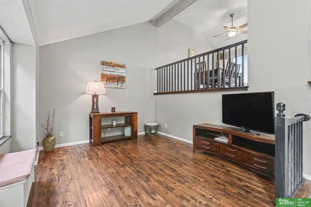 12906 Vernon Avenue, Omaha, NE 68164