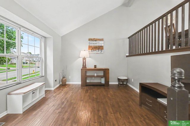 12906 Vernon Avenue, Omaha, NE 68164
