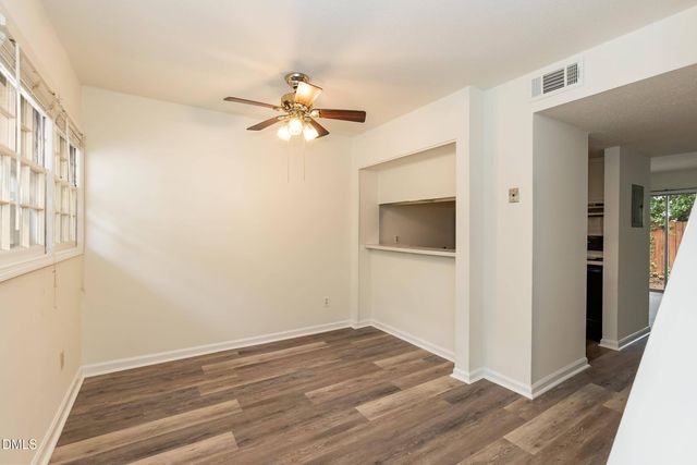720 Shawnee Drive B, Burlington, NC 27215