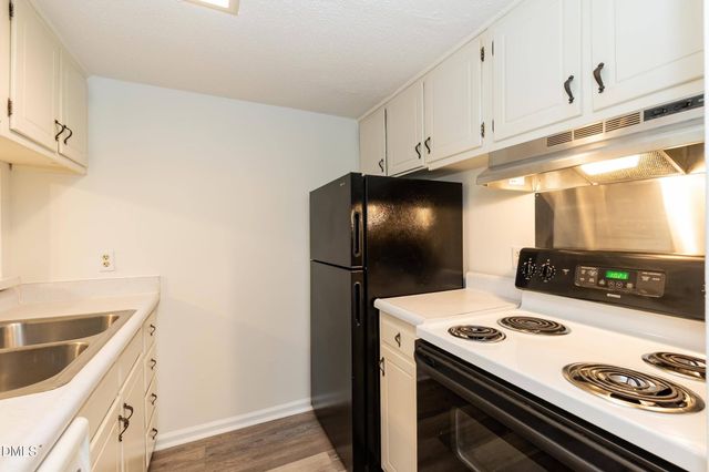 720 Shawnee Drive B, Burlington, NC 27215