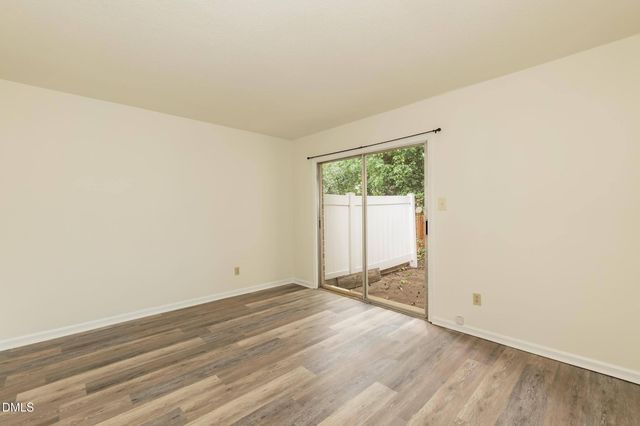 720 Shawnee Drive B, Burlington, NC 27215