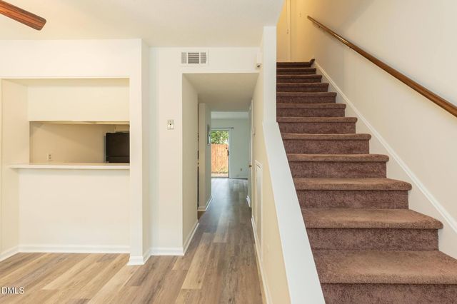 720 Shawnee Drive B, Burlington, NC 27215