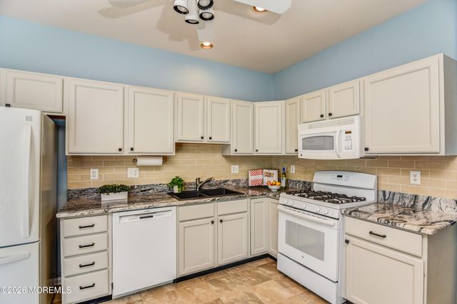 612 Harrier Drive 612, Monroe, NJ 08831