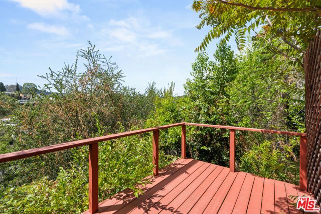 3744 Buena Park Drive, Studio City (los Angeles), CA 91604