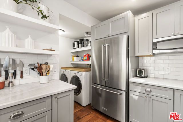3744 Buena Park Drive, Studio City (los Angeles), CA 91604