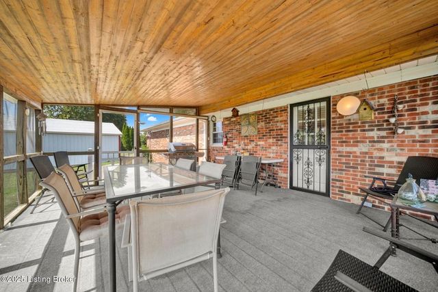 2180 Kings Church Rd, Taylorsville, KY 40071