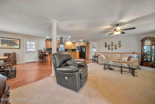 2180 Kings Church Rd, Taylorsville, KY 40071