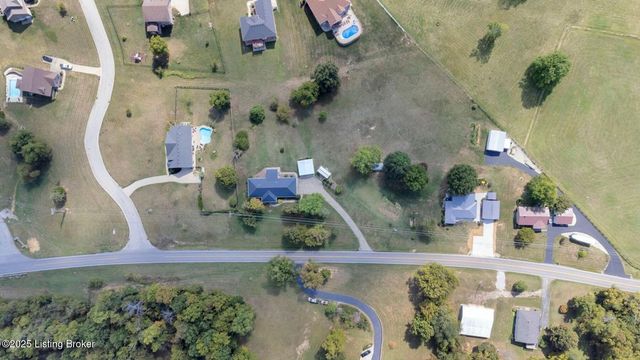 2180 Kings Church Rd, Taylorsville, KY 40071