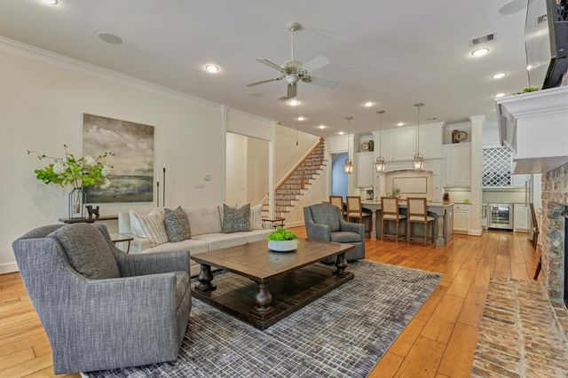 187 Windfair Loop, Montgomery, TX 77316