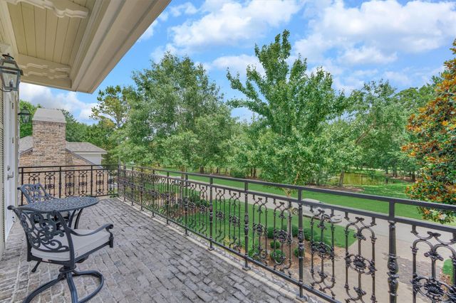 187 Windfair Loop, Montgomery, TX 77316