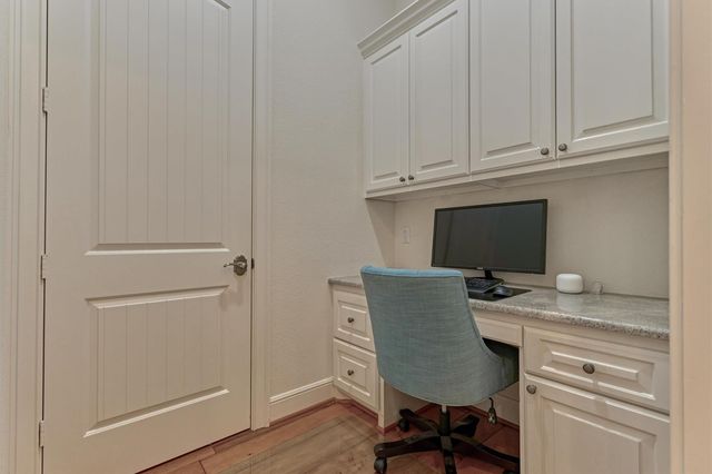 187 Windfair Loop, Montgomery, TX 77316