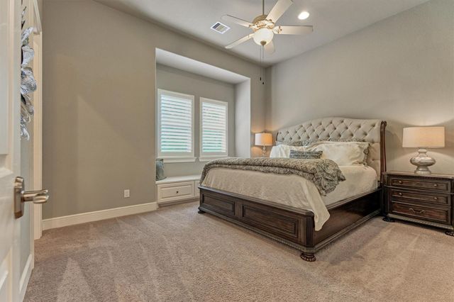 187 Windfair Loop, Montgomery, TX 77316
