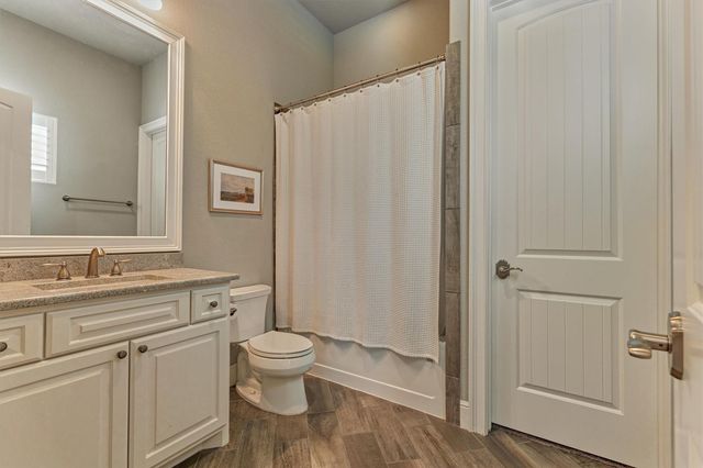 187 Windfair Loop, Montgomery, TX 77316