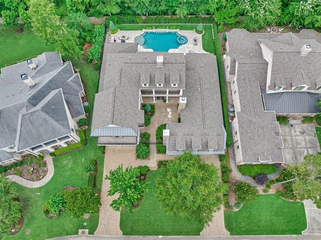187 Windfair Loop, Montgomery, TX 77316