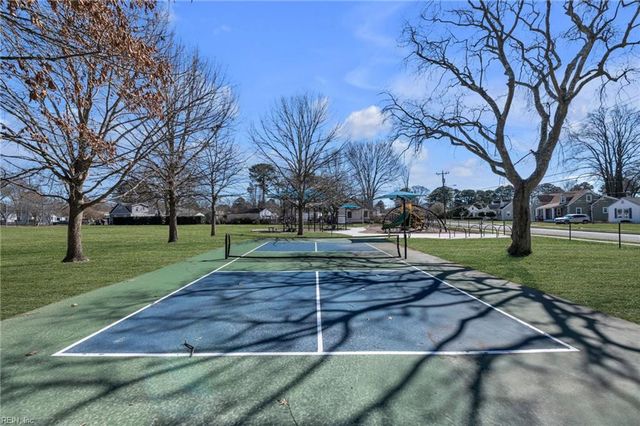 2429 Woolsey ST, Norfolk, VA 23513