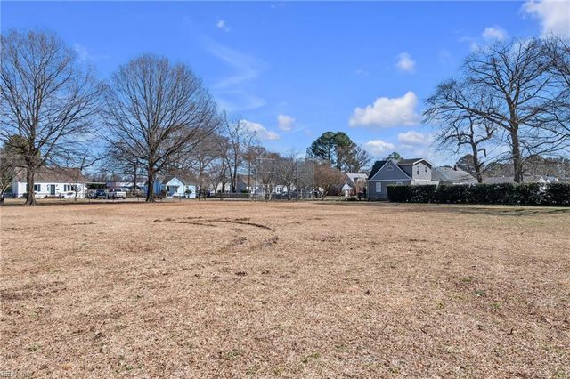 2429 Woolsey ST, Norfolk, VA 23513