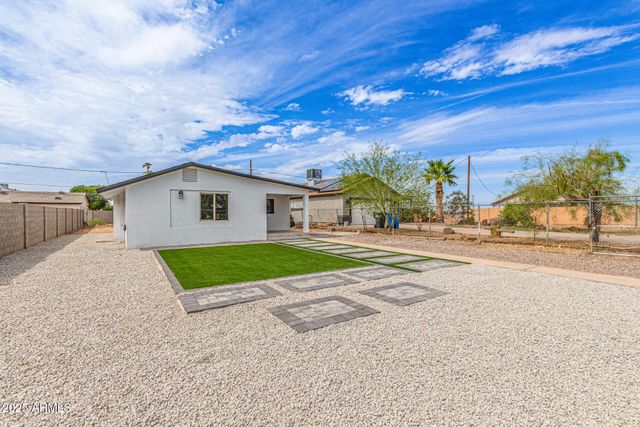 4010 S 24TH Place, Phoenix, AZ 85040