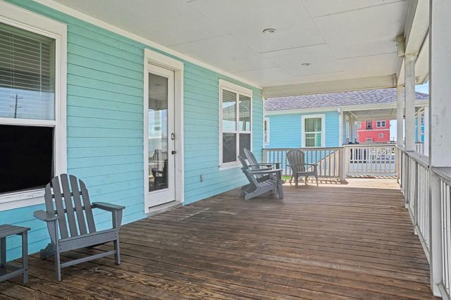 4133 4th Street, Galveston, TX 77554