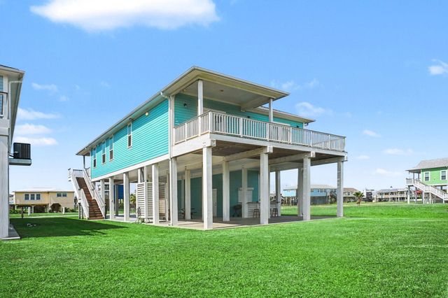 4133 4th Street, Galveston, TX 77554