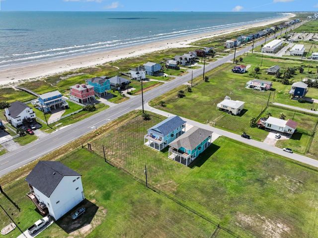 4133 4th Street, Galveston, TX 77554