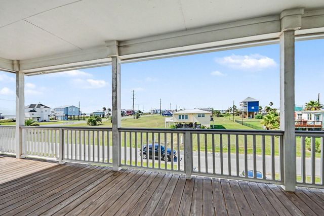 4133 4th Street, Galveston, TX 77554