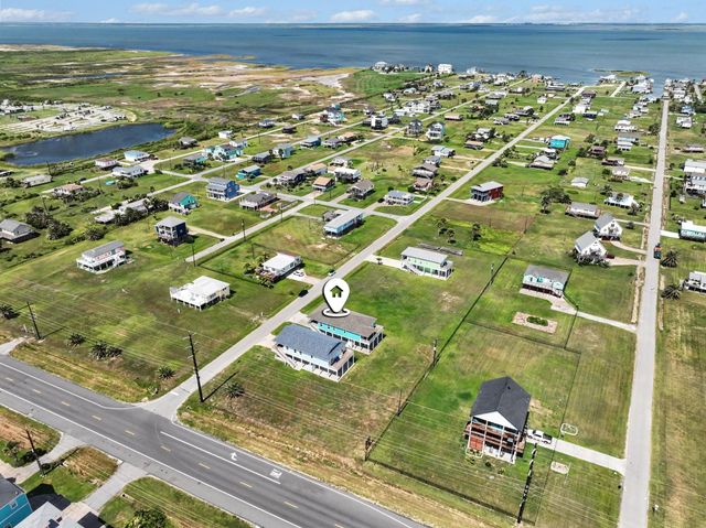 4133 4th Street, Galveston, TX 77554