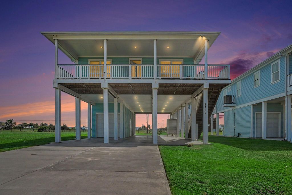 4133 4th Street, Galveston, TX 77554