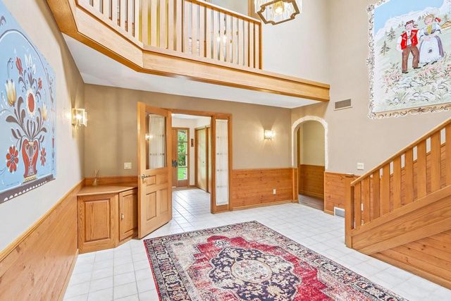 N8984 Old Madison Road, New Glarus, WI 53574