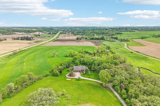 N8984 Old Madison Road, New Glarus, WI 53574