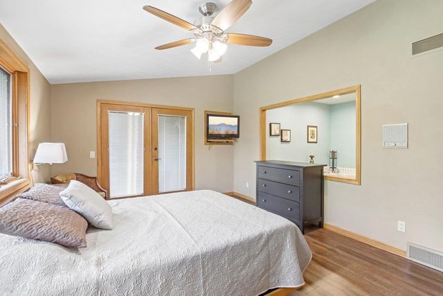 N8984 Old Madison Road, New Glarus, WI 53574