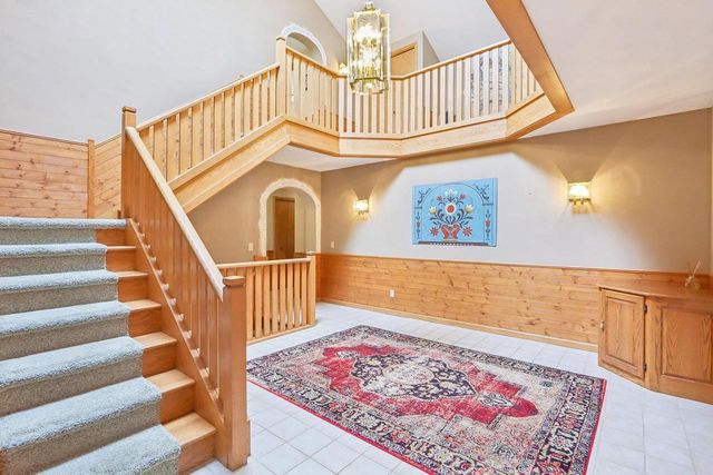 N8984 Old Madison Road, New Glarus, WI 53574