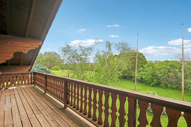 N8984 Old Madison Road, New Glarus, WI 53574