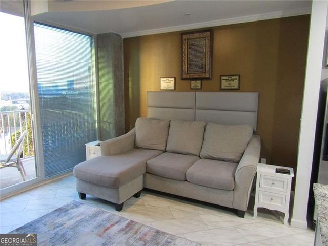 400 W Peachtree Street NW 903, Atlanta, GA 30308