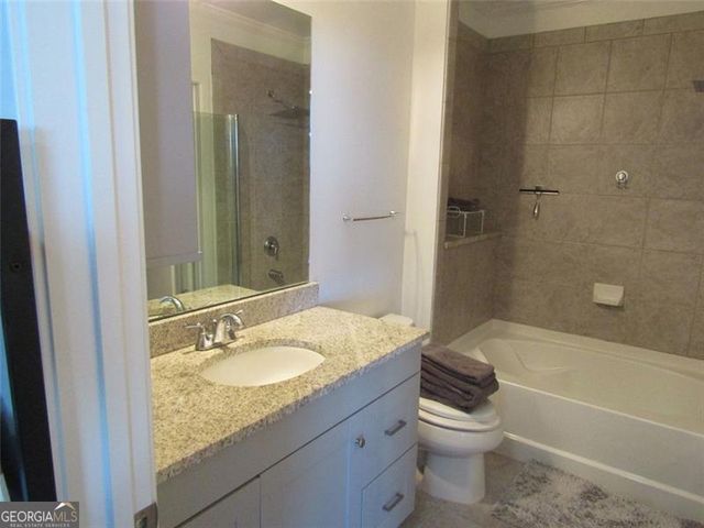 400 W Peachtree Street NW 903, Atlanta, GA 30308