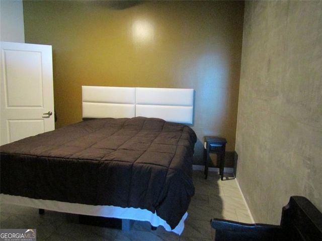 400 W Peachtree Street NW 903, Atlanta, GA 30308