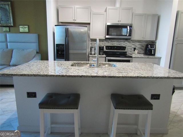 400 W Peachtree Street NW 903, Atlanta, GA 30308