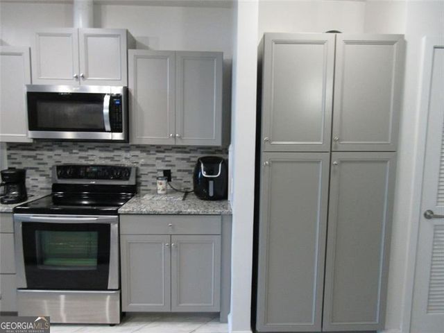 400 W Peachtree Street NW 903, Atlanta, GA 30308
