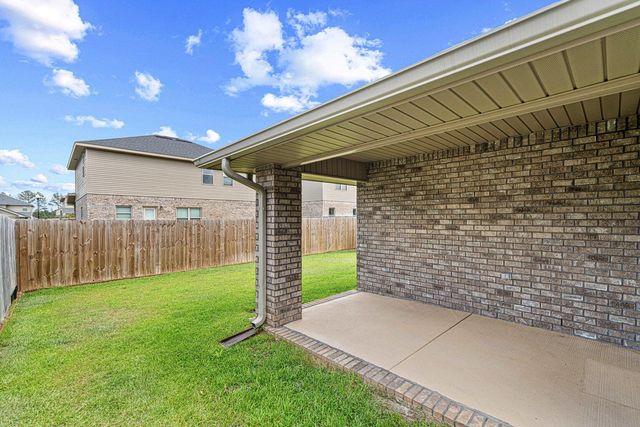 103 Ridgeway Circle, Crestview, FL 32536