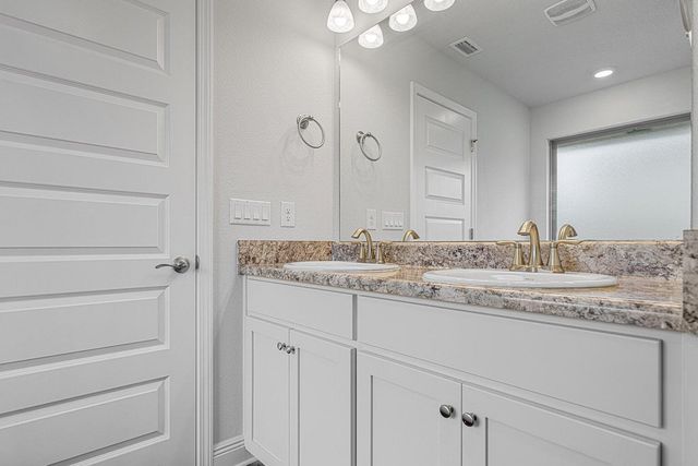 103 Ridgeway Circle, Crestview, FL 32536