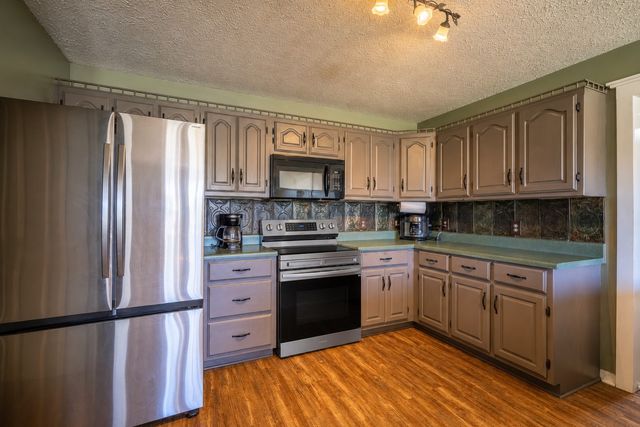 11220 Shelbyville Rd, Morrison, TN 37357