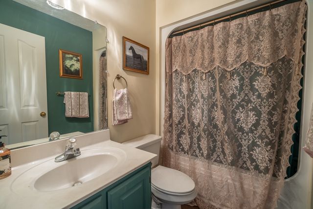 11220 Shelbyville Rd, Morrison, TN 37357