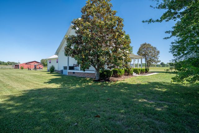 11220 Shelbyville Rd, Morrison, TN 37357