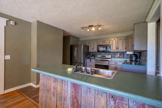 11220 Shelbyville Rd, Morrison, TN 37357