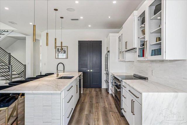 7348 Grand Navarre Blvd, Navarre Beach, FL 32566