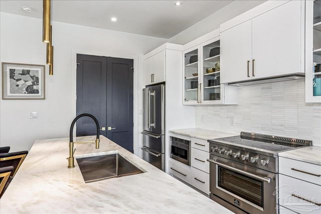 7348 Grand Navarre Blvd, Navarre Beach, FL 32566