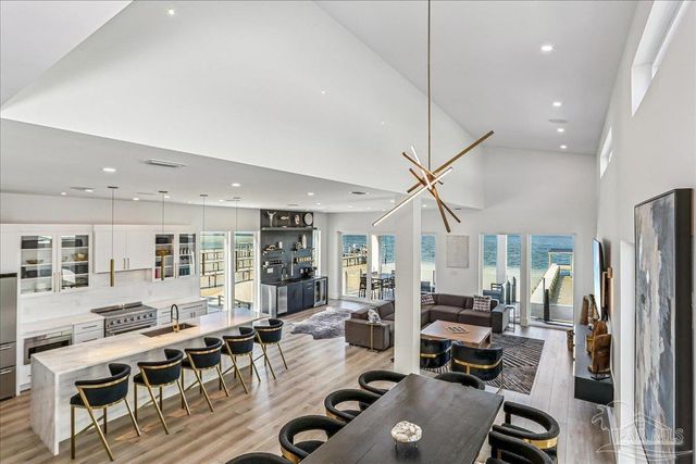 7348 Grand Navarre Blvd, Navarre Beach, FL 32566