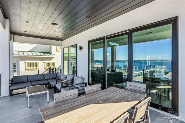 7348 Grand Navarre Blvd, Navarre Beach, FL 32566