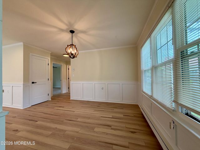 539A Warwick Court, Manchester, NJ 08759
