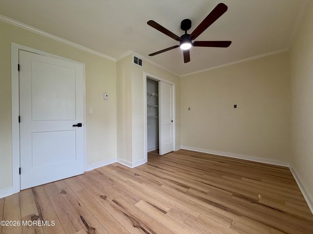 539A Warwick Court, Manchester, NJ 08759