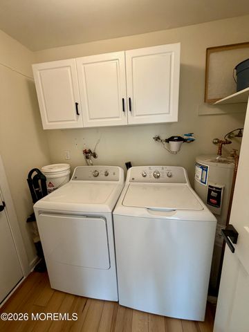 539A Warwick Court, Manchester, NJ 08759